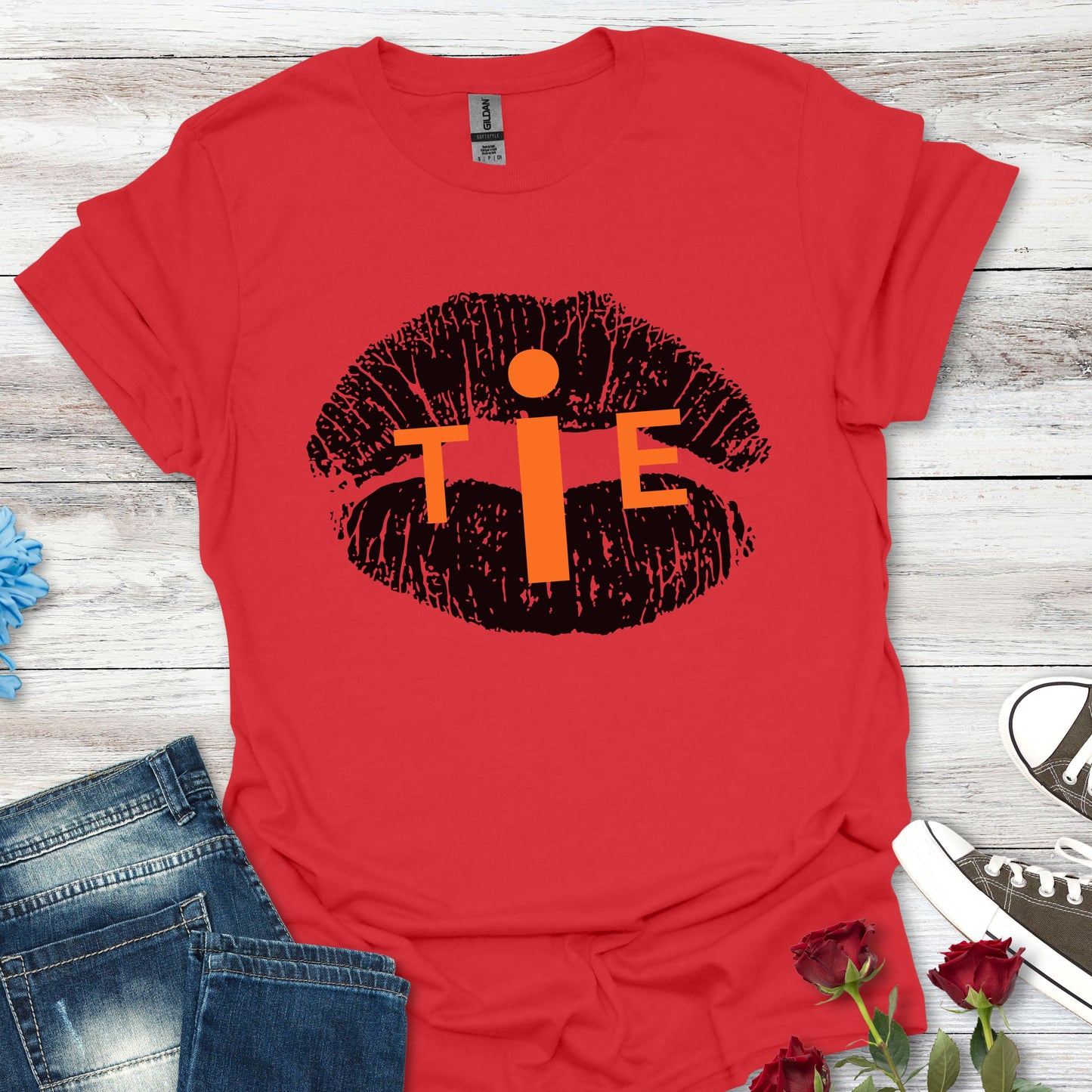Lip Print 'TIE' Graphic T-Shirt — Bold Orange Accent Tee for Casual Streetwear