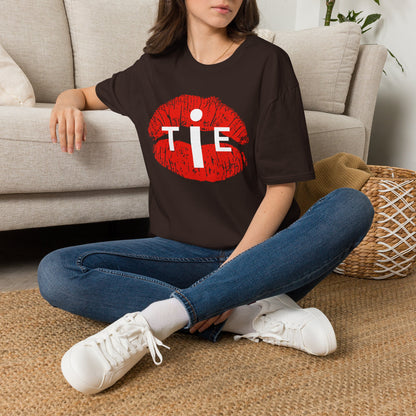 Lip Print (W) 'TIE' Graphic T-Shirt